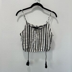 House of Harlow Crop Top